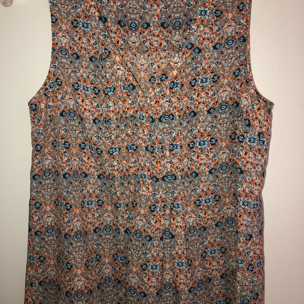 Purchased at Nordstrom. Great summer top.